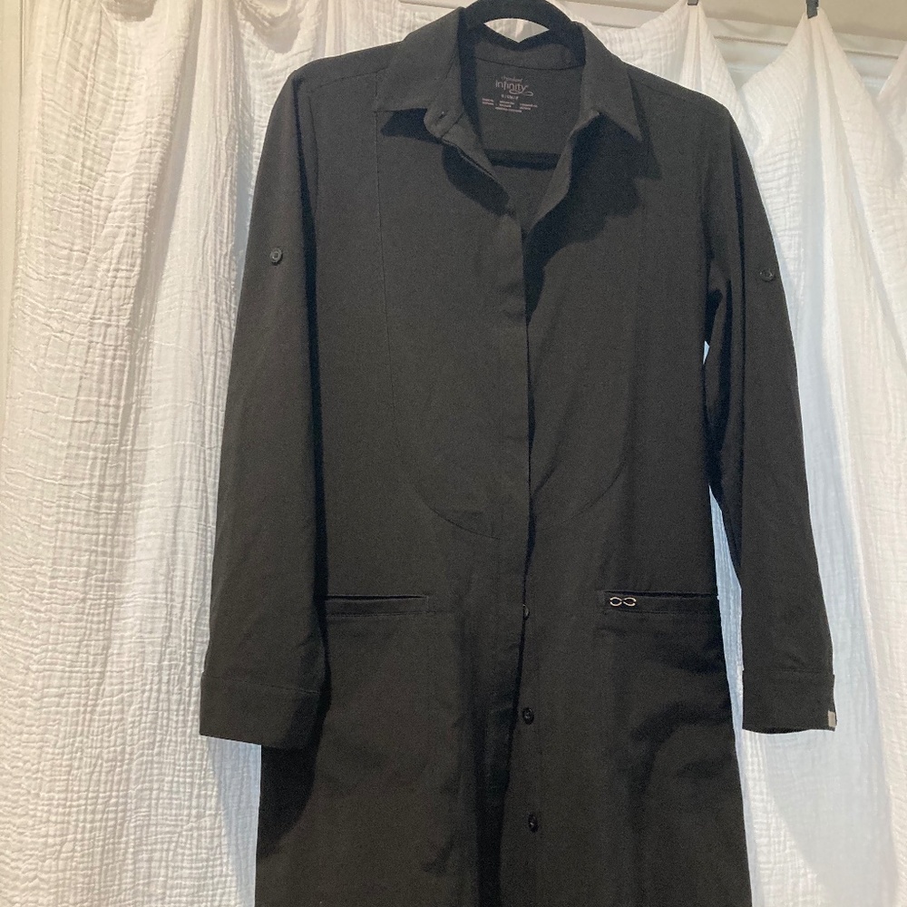Cherokee Infinity Uniform Scrub Button Up Black D… - image 1